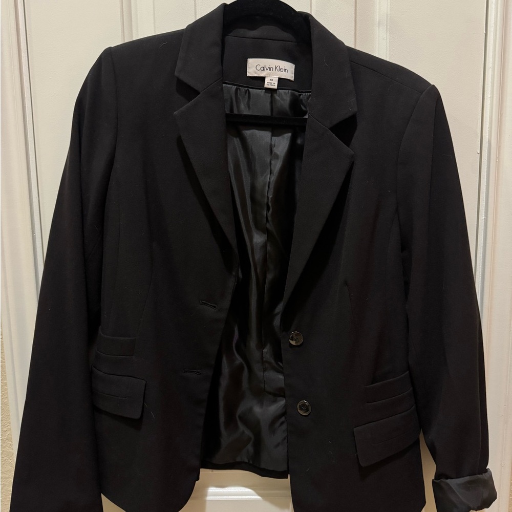 Calvin Klein Women's Elegant Black Suit Jacket
